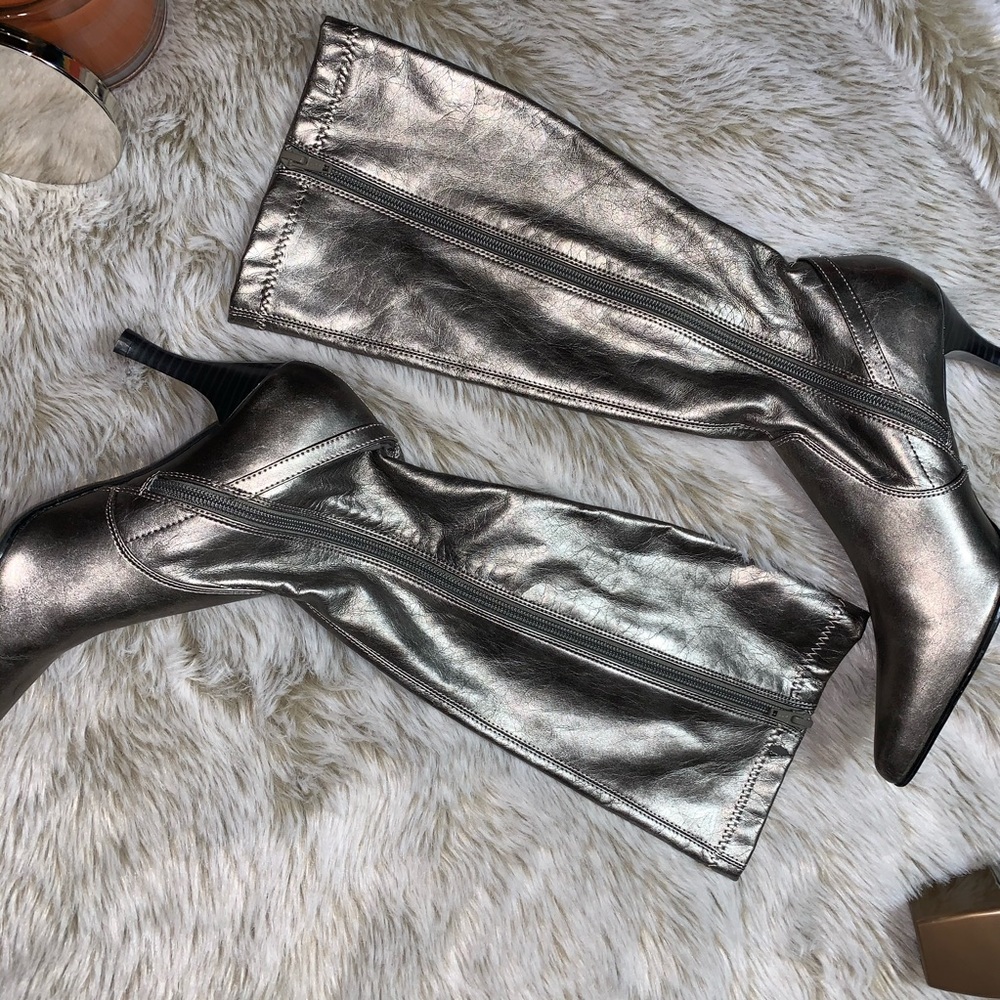 Fioni Silver Heeled Boots - Picture 5 of 5